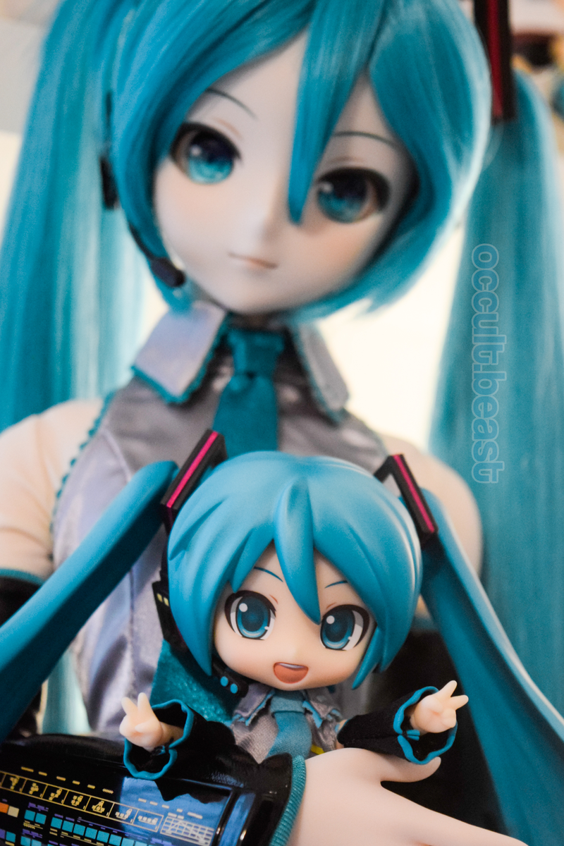 nendoroid doll miku